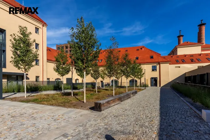 Pronájem bytu 2+kk, Praha - Nusle, Vrtbova, 62 m2