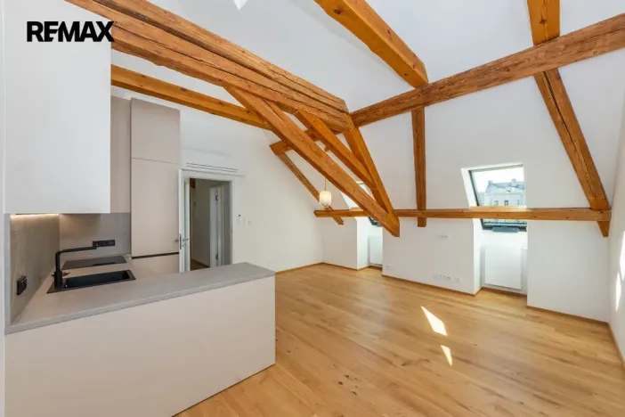 Pronájem bytu 2+kk, Praha - Nusle, Vrtbova, 62 m2
