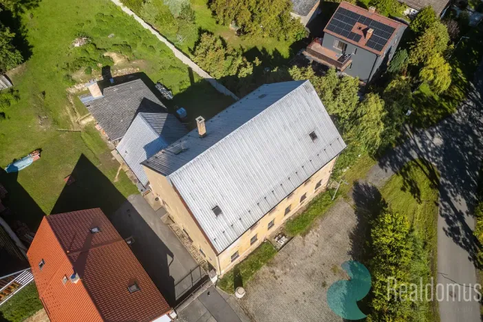 Prodej rodinného domu, Žerčice, 550 m2