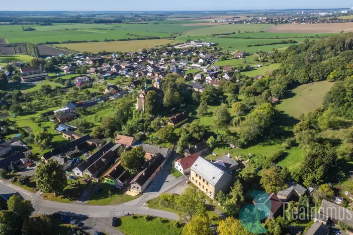 Prodej rodinného domu, Žerčice, 550 m2