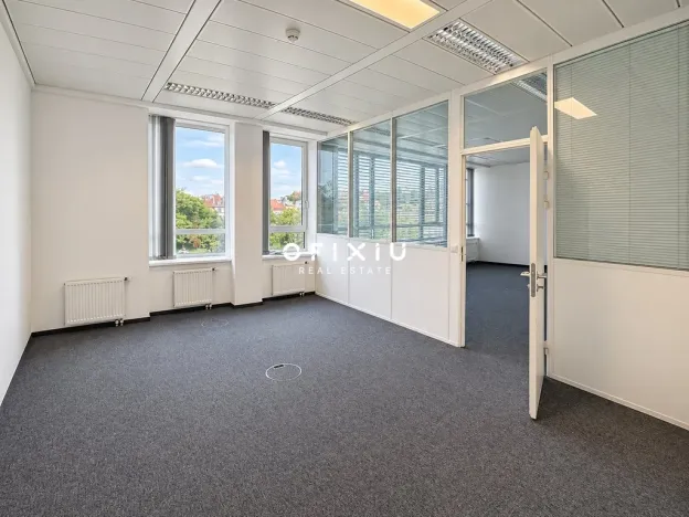 Pronájem kanceláře, Praha - Dejvice, Evropská, 281 m2