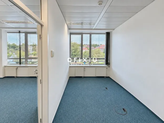 Pronájem kanceláře, Praha - Dejvice, Evropská, 281 m2