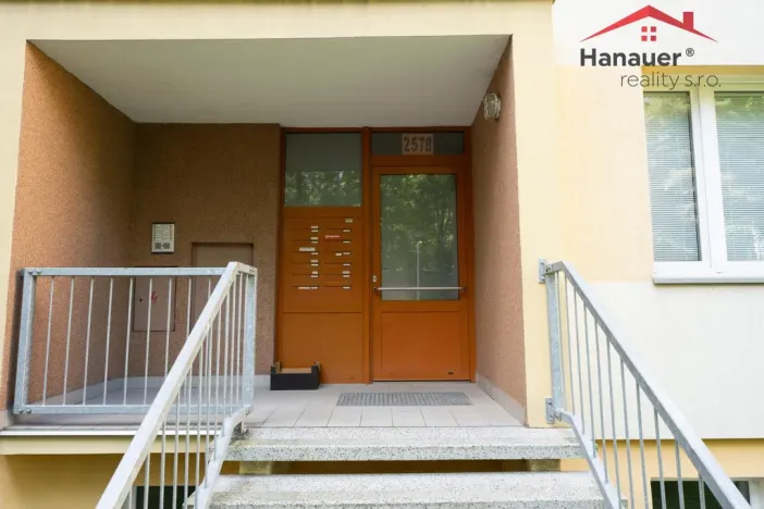Prodej bytu 2+1, Teplice, Fráni Šrámka, 72 m2