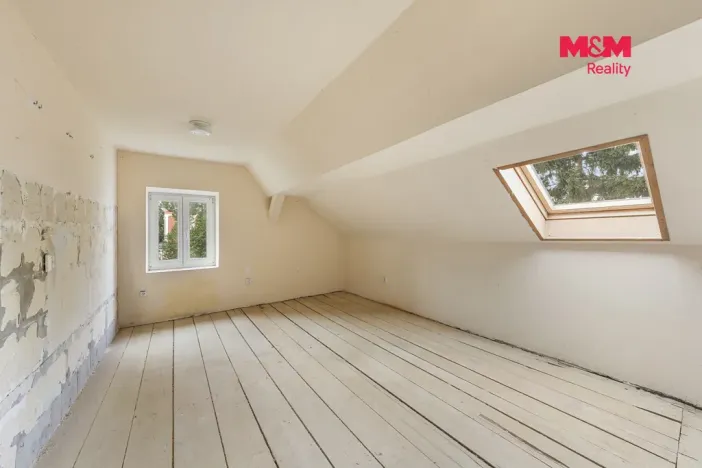 Prodej rodinného domu, Arnoltice, 346 m2
