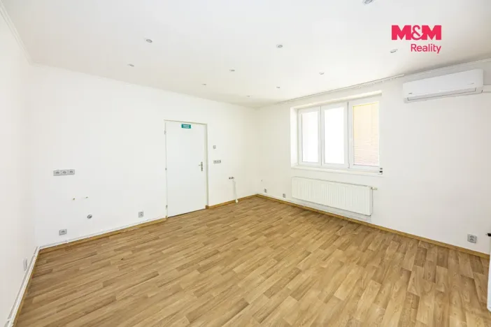 Pronájem bytu 1+1, Čáslav - Čáslav-Staré Město, Klimenta Čermáka, 43 m2