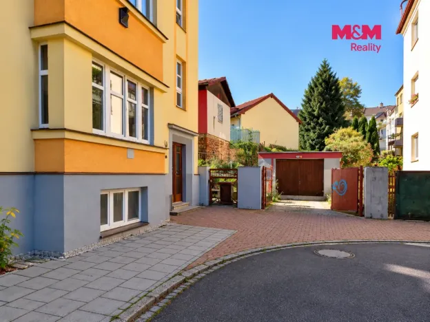 Prodej bytu 3+1, Opava - Předměstí, Bezručovo náměstí, 120 m2