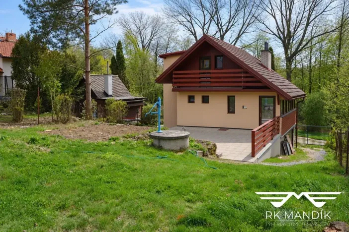 Prodej chaty, Babice, Na Bahýnkách, 121 m2