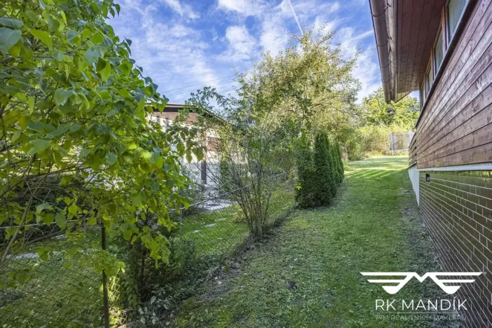 Prodej chaty, Babice, Na Bahýnkách, 121 m2