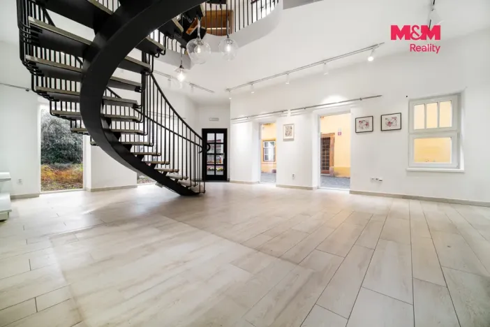 Prodej obchodního prostoru, Moravská Třebová - Město, Cihlářova, 77 m2