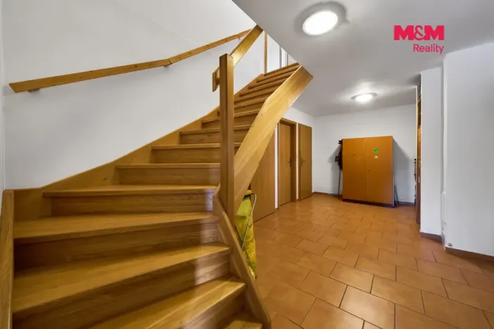 Prodej rodinného domu, Náchod - Lipí, 460 m2