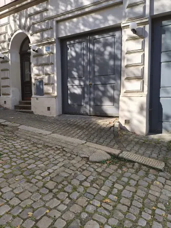 Pronájem garáže, Karlovy Vary, Moravská, 15 m2