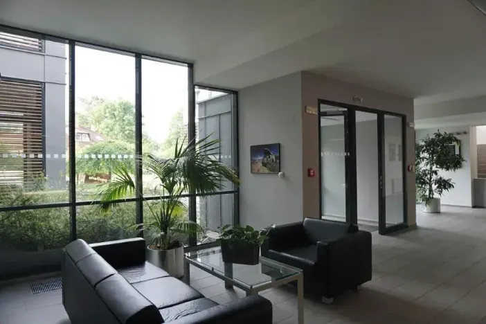 Pronájem kanceláře, Dolní Břežany, Pražská, 37 m2