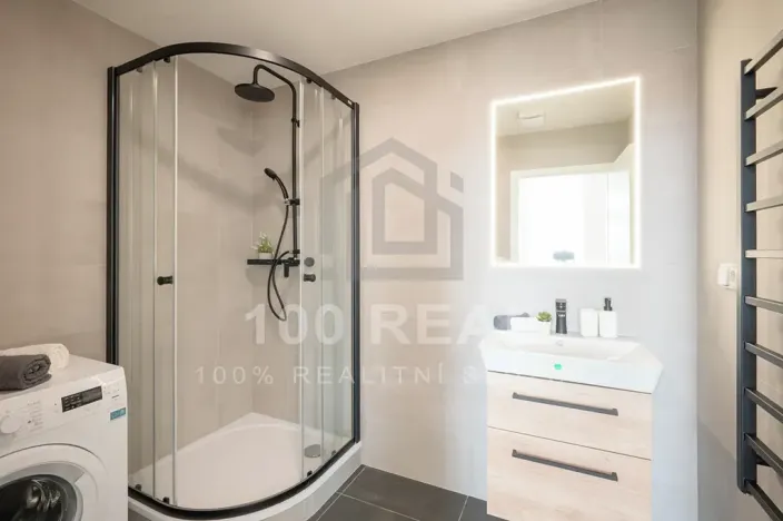 Pronájem bytu 2+kk, Pardubice, třída Míru, 51 m2