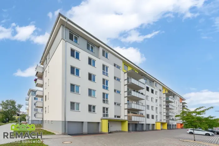 Pronájem bytu 2+kk, Uherské Hradiště, Zahrádky, 61 m2