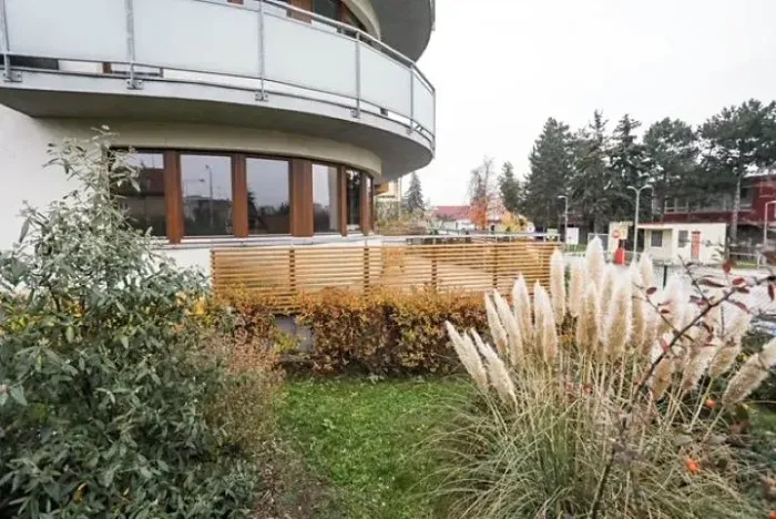 Pronájem bytu 3+kk, Praha, Pražská, 82 m2