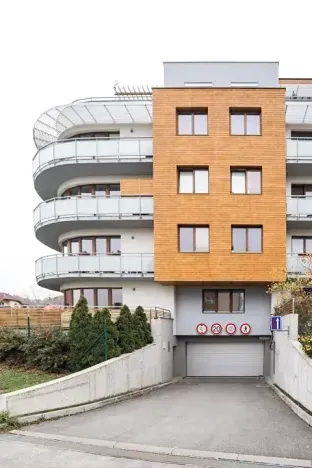 Pronájem bytu 3+kk, Praha, Pražská, 82 m2