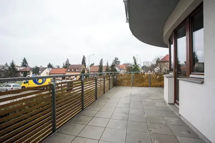 Pronájem bytu 3+kk, Praha, Pražská, 82 m2