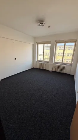 Pronájem kanceláře, Pardubice, Na Spravedlnosti, 18 m2