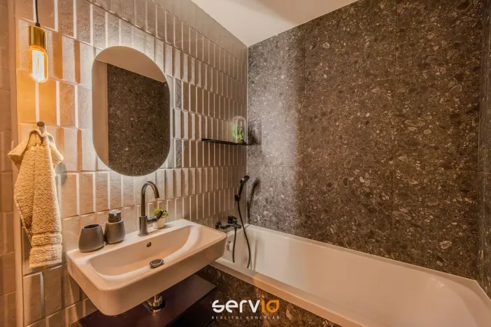 Pronájem bytu 1+kk, Brno, Bratislavská, 26 m2