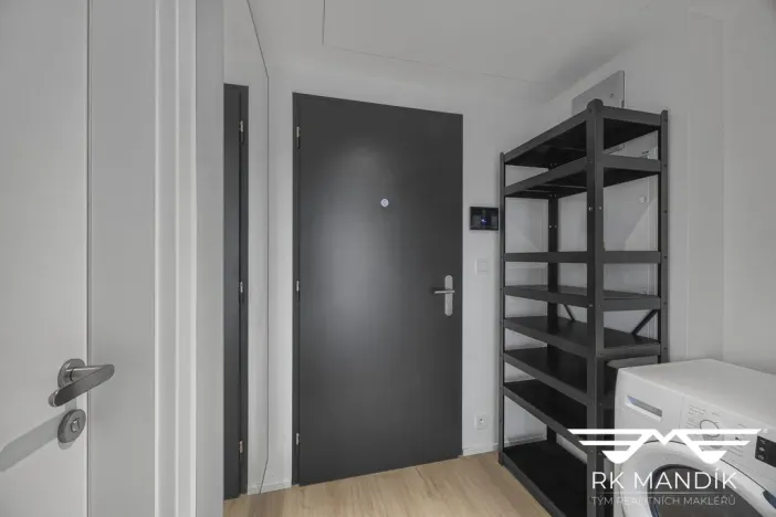 Pronájem bytu 1+kk, Praha - Smíchov, U Lihovaru, 28 m2