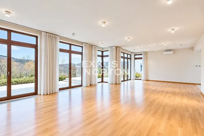 Pronájem vily, Praha - Nebušice, Nebušická, 400 m2