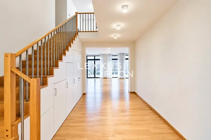 Pronájem vily, Praha - Nebušice, Nebušická, 400 m2