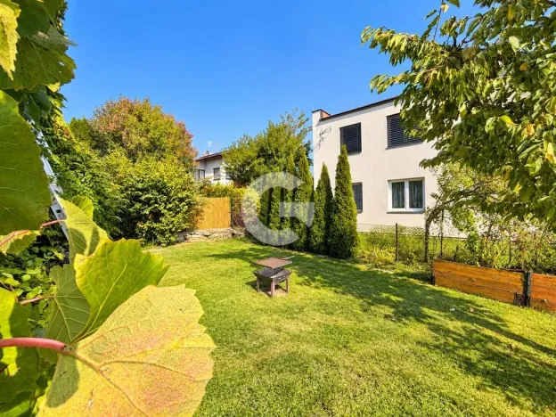 Prodej rodinného domu, Zlín - Kostelec, Květná, 220 m2