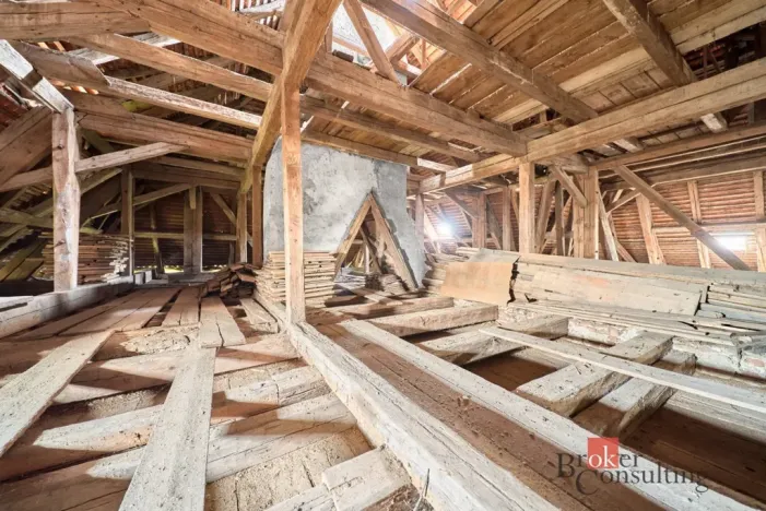 Prodej historického objektu, Jesenice, Plzeňská, 430 m2