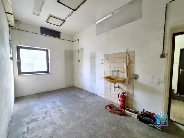 Prodej výrobních prostor, Stříbro, Masarykovo náměstí, 320 m2