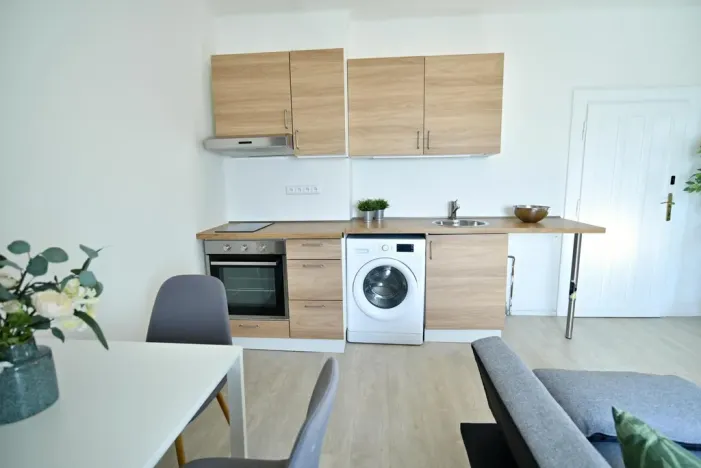 Prodej bytu 3+kk, Praha - Motol, Podhorská, 56 m2
