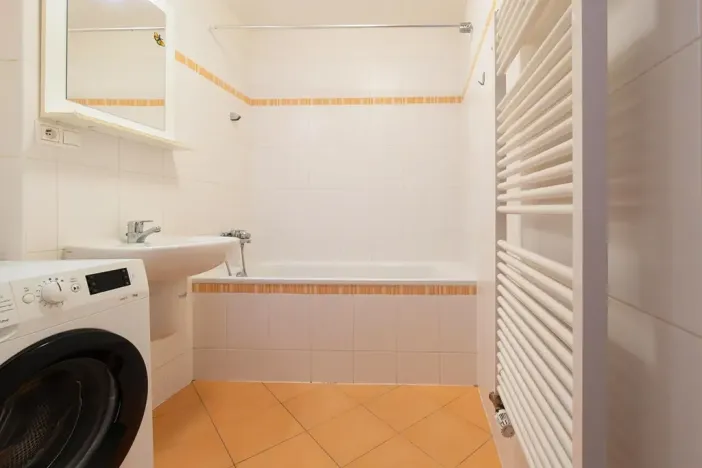 Pronájem bytu 2+kk, Praha - Jinonice, Za zámečkem, 69 m2