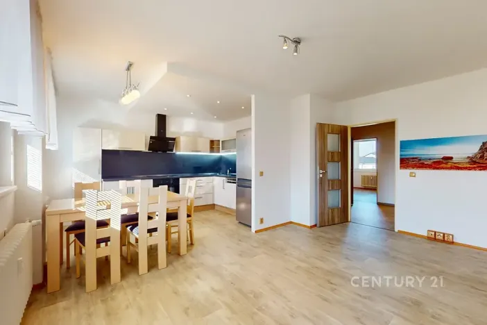 Prodej bytu 3+kk, Bystřice, Družstevní, 74 m2