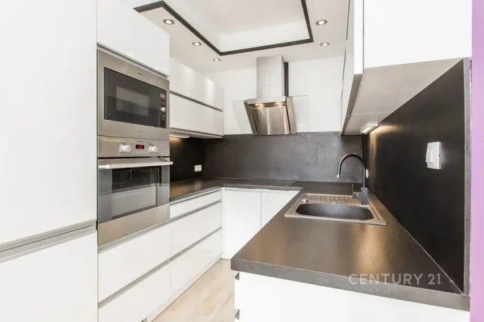 Prodej bytu 2+kk, Praha - Hostavice, U Hostavického potoka, 55 m2