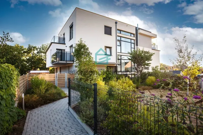 Prodej bytu 1+kk, Hluboká nad Vltavou, Munická, 34 m2