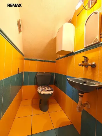 Prodej vinného sklepa, Dambořice, 86 m2