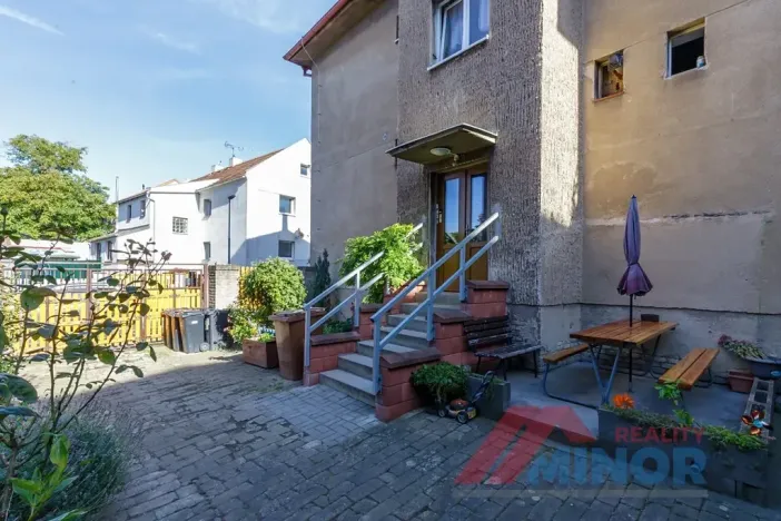 Prodej bytu 1+1, Buštěhrad, Sladkovského, 42 m2