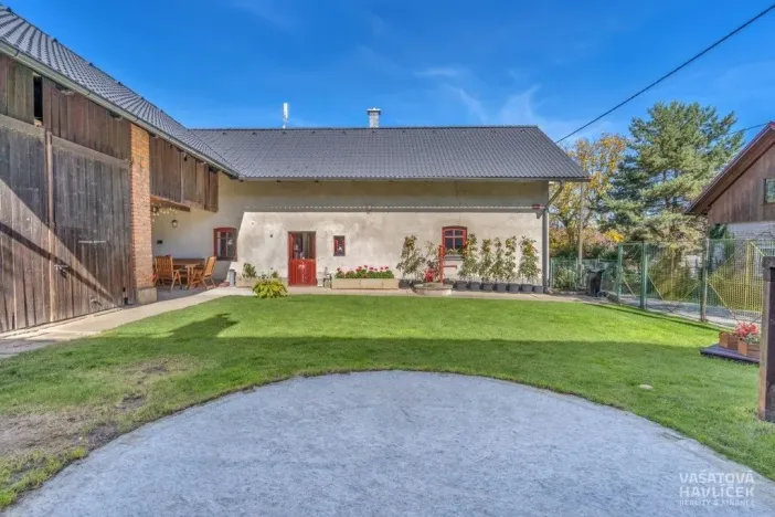 Prodej rodinného domu, Hořiněves - Žíželeves, 211 m2