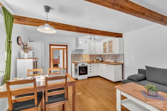 Prodej rodinného domu, Hořiněves - Žíželeves, 211 m2