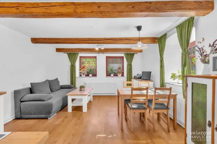 Prodej rodinného domu, Hořiněves - Žíželeves, 211 m2
