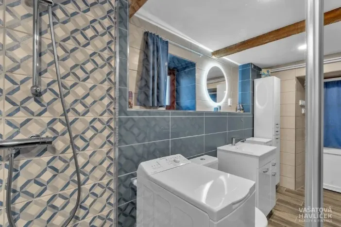 Prodej rodinného domu, Hořiněves - Žíželeves, 211 m2