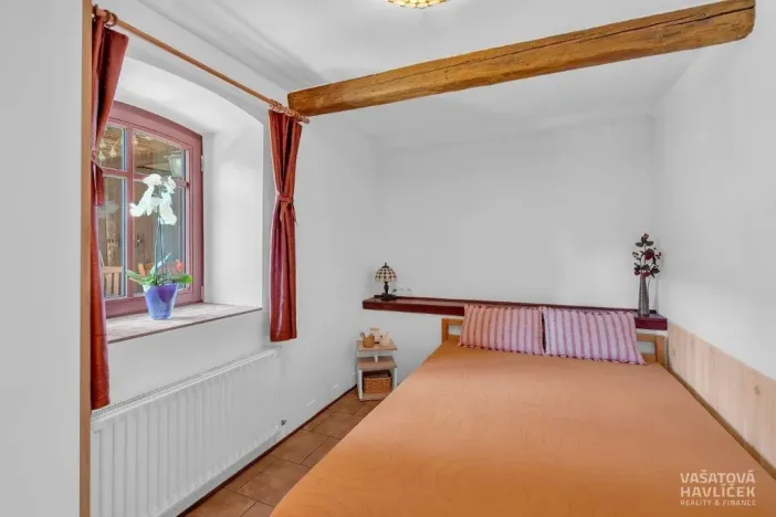Prodej rodinného domu, Hořiněves - Žíželeves, 211 m2