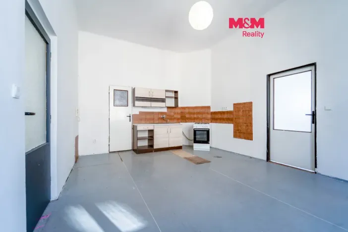 Pronájem bytu 3+1, Plzeň - Vnitřní Město, Zbrojnická, 121 m2