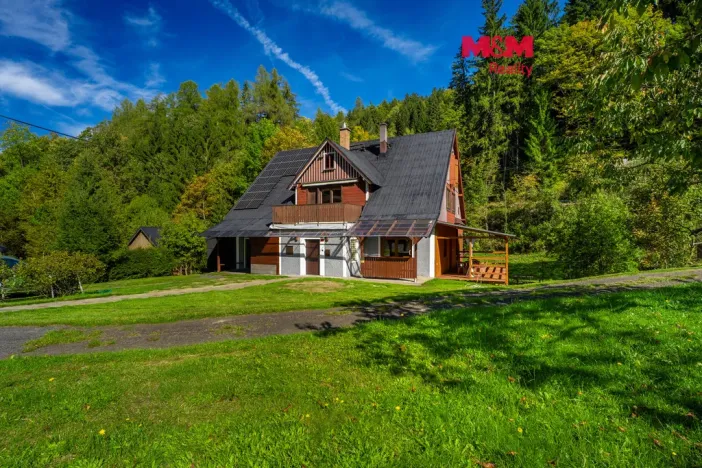 Prodej rodinného domu, Desná, U Trati, 430 m2