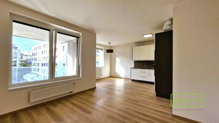 Pronájem bytu 3+kk, Praha - Vysočany, Pod Harfou, 85 m2