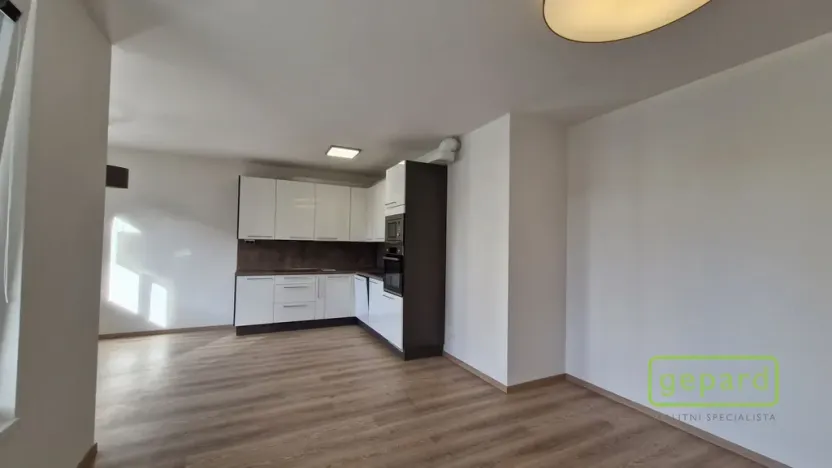 Pronájem bytu 3+kk, Praha - Vysočany, Pod Harfou, 85 m2