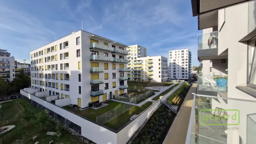 Pronájem bytu 3+kk, Praha - Vysočany, Pod Harfou, 85 m2