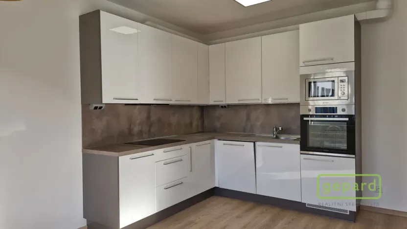 Pronájem bytu 3+kk, Praha - Vysočany, Pod Harfou, 85 m2