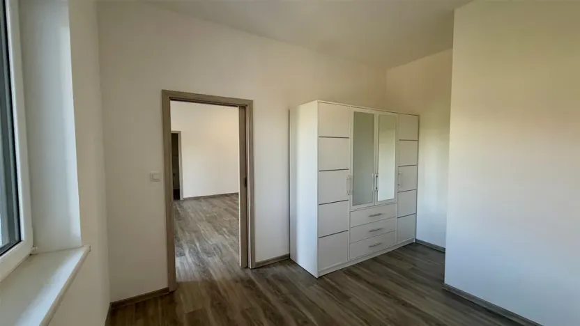 Pronájem bytu 2+kk, Cheb, Osvobození, 50 m2