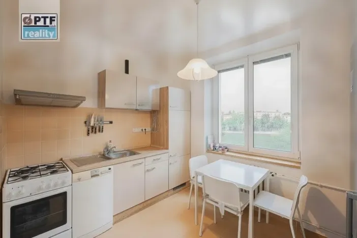 Prodej bytu 2+1, Plzeň, Francouzská třída, 58 m2