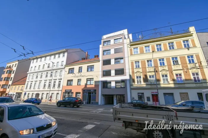 Pronájem bytu 1+kk, Brno - Trnitá, Křenová, 40 m2